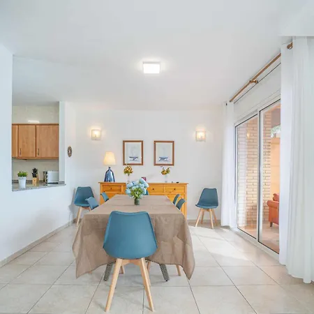 Holiday home Jouvacations Freser *